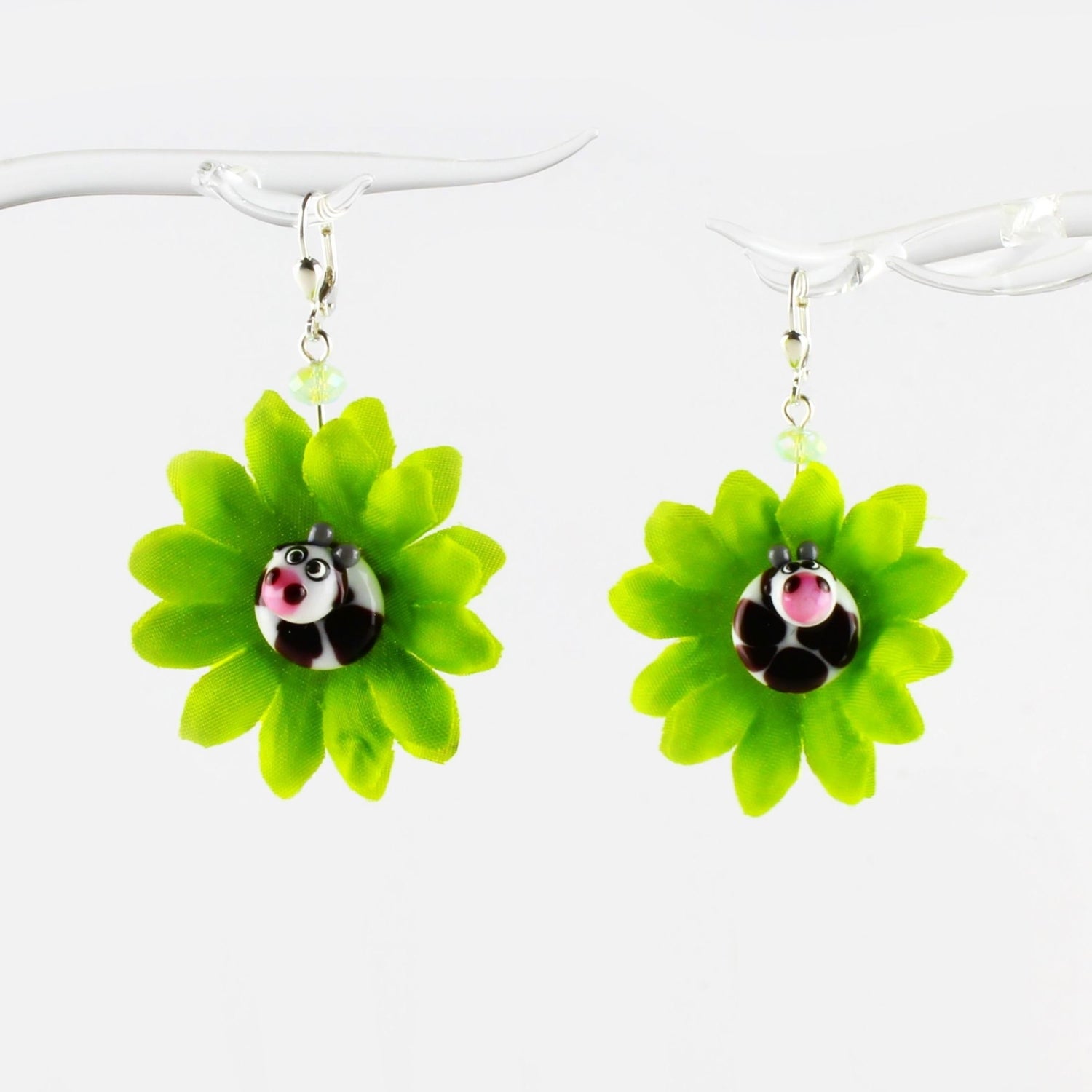 Boucles d'oreilles fleur avec vache