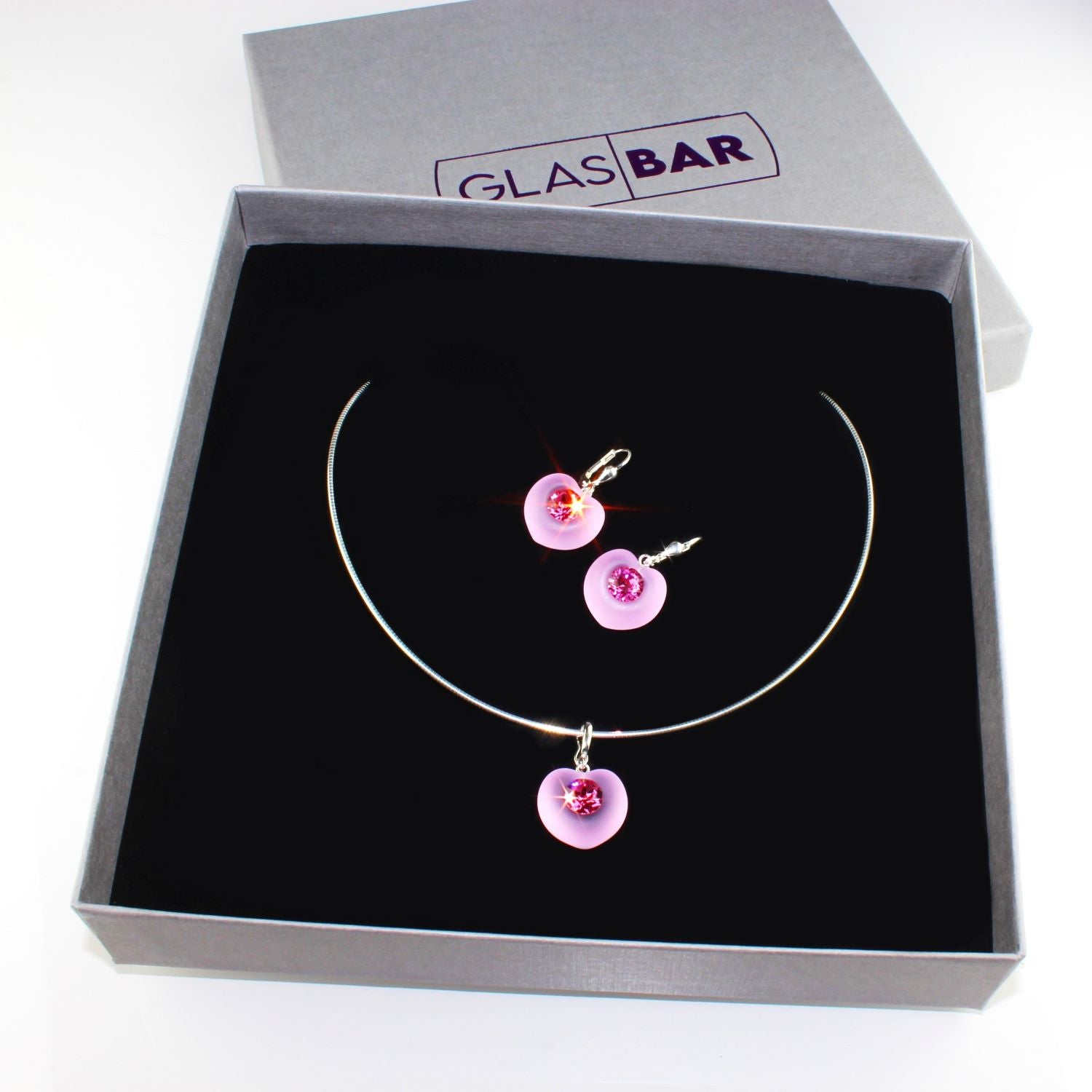 Orecchini a cuore con rosa di cristallo