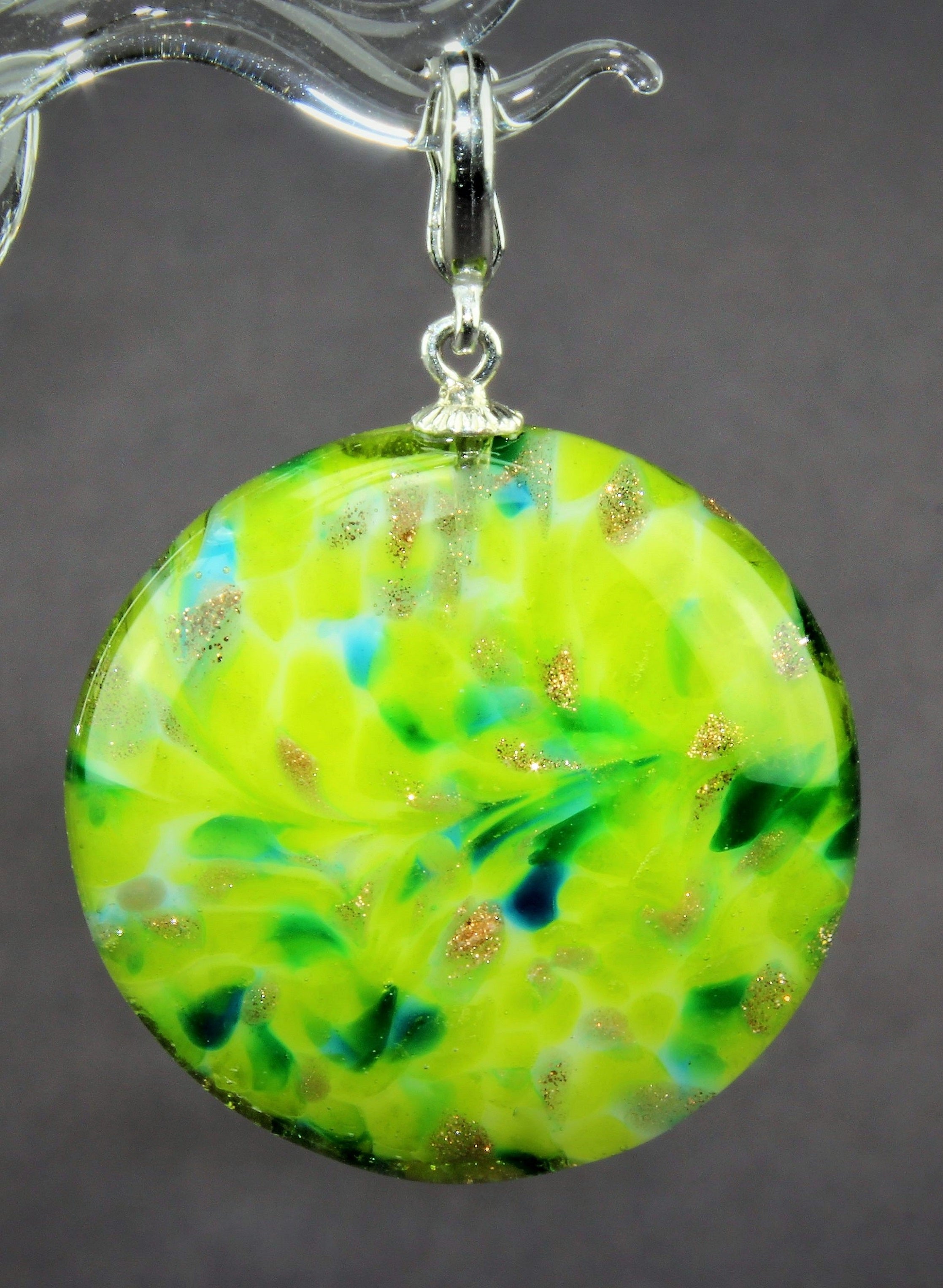 Pendentif "Moon" ultra vert, argent 925/000 rhodié