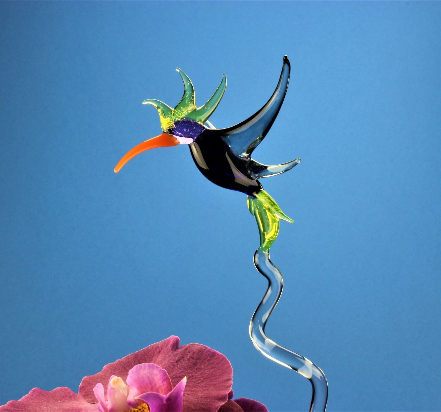 Geschwungener Orchideen-Stab aus Glas