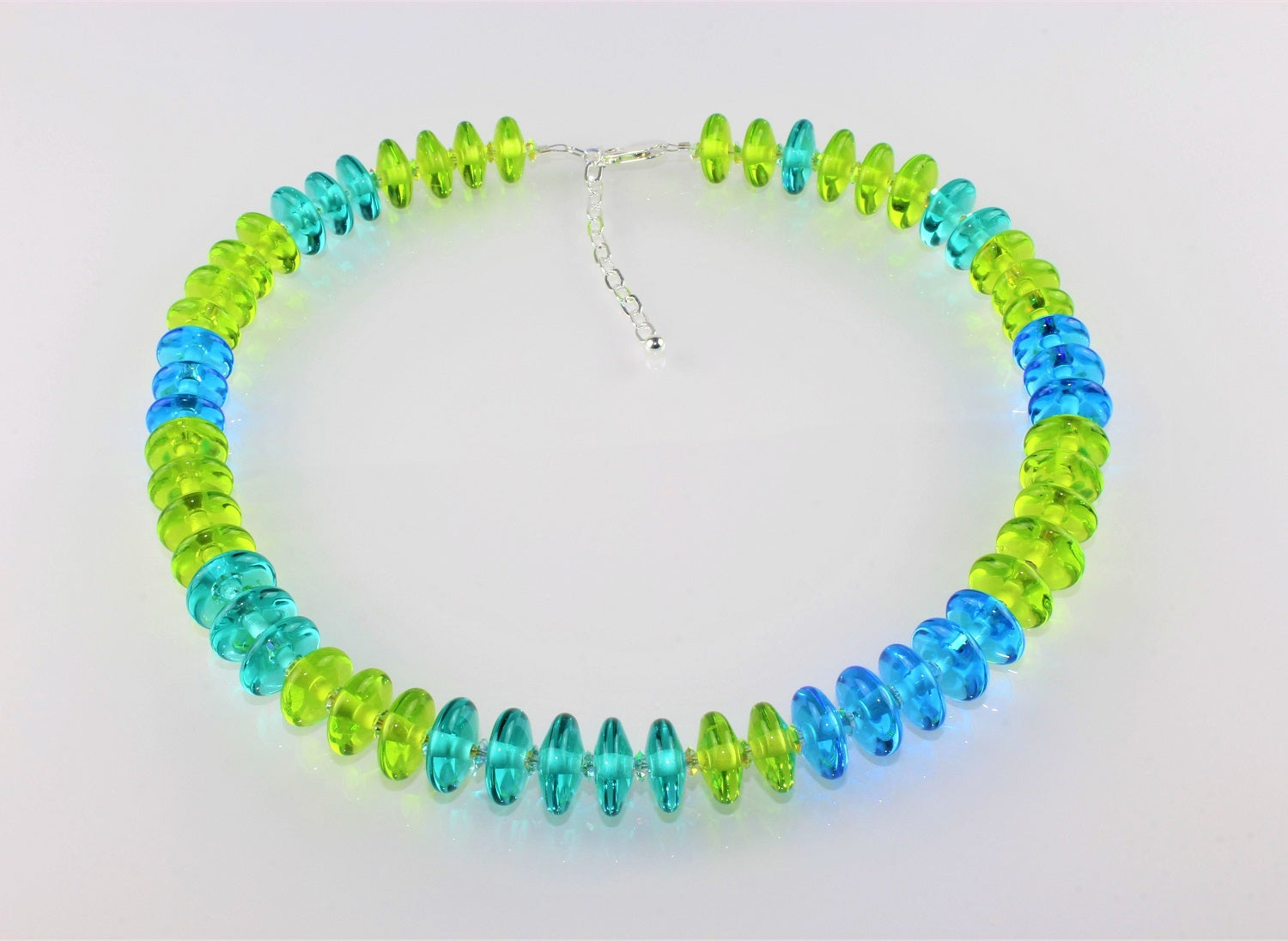 Lens necklace, ultra green-turquoise-turquoise blue, from 40 cm