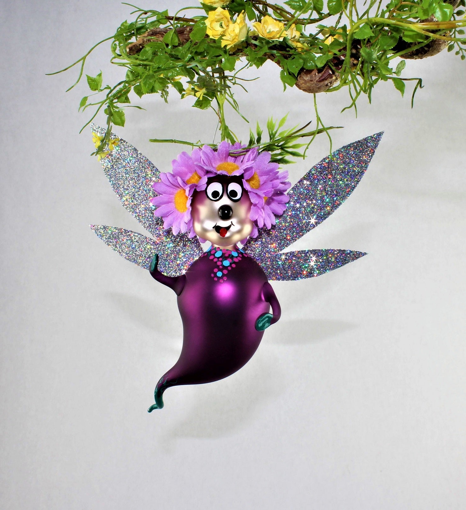 Fées , coloré avec fleurs