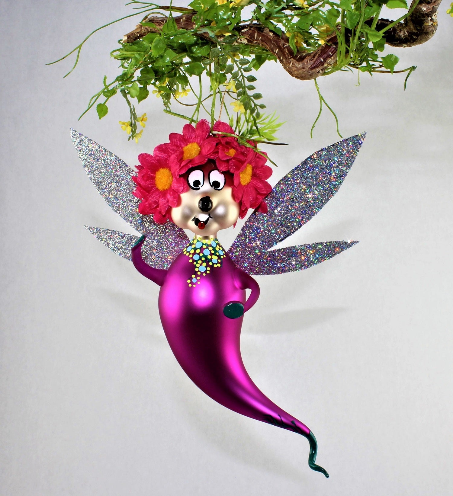 Fées , coloré avec fleurs