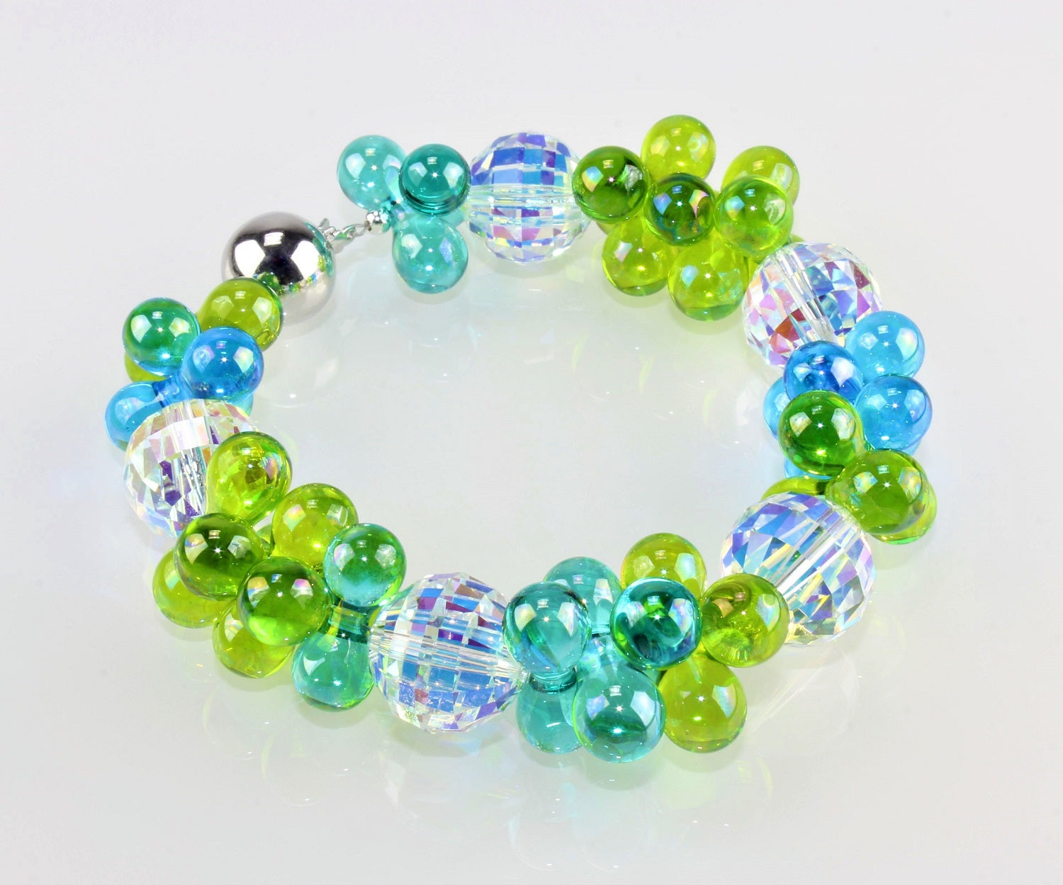 Bracciale, uva con cristalli tagliati
