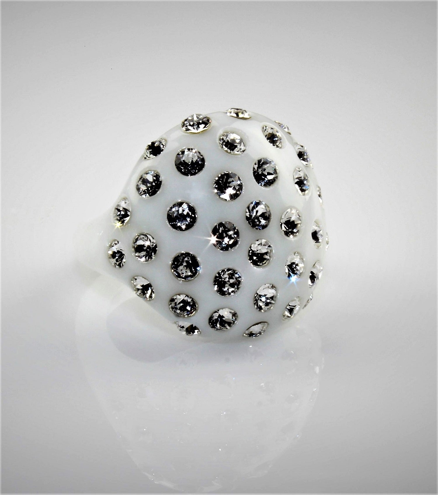 Bague "Charlotte" blanche et noire