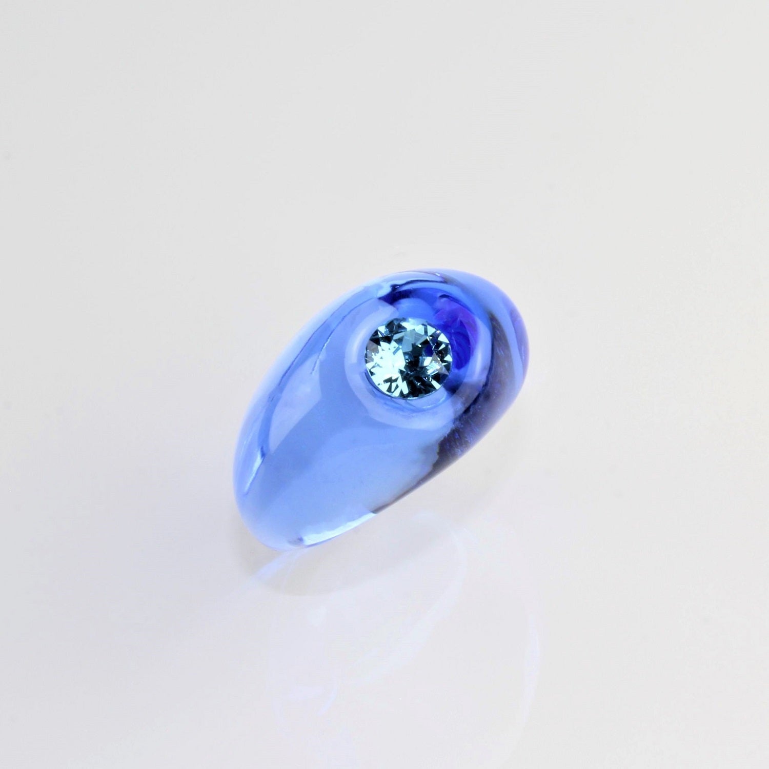 Anello "Solitaire" Zaffiro chiaro