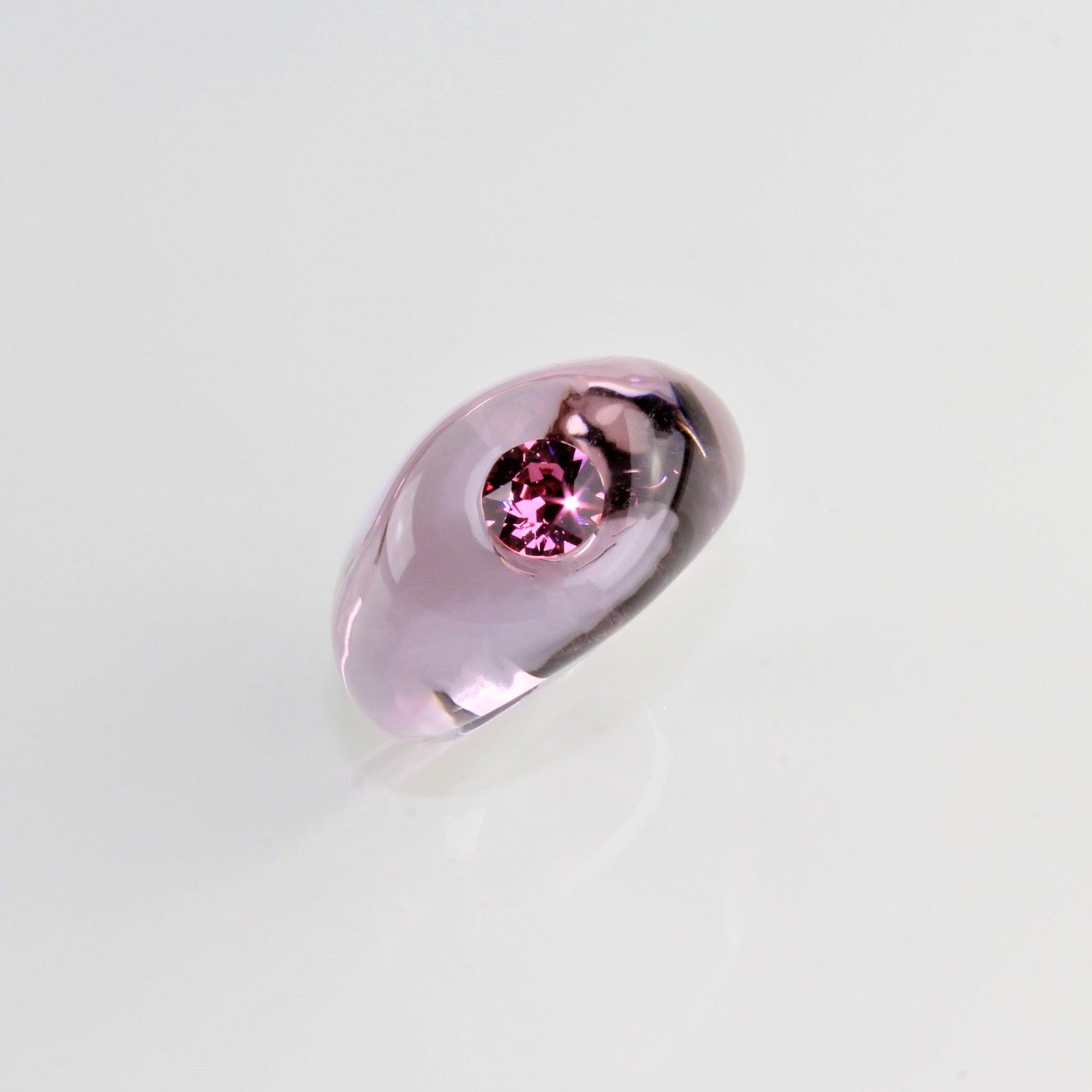 Bague "Solitaire" rose rougeâtre