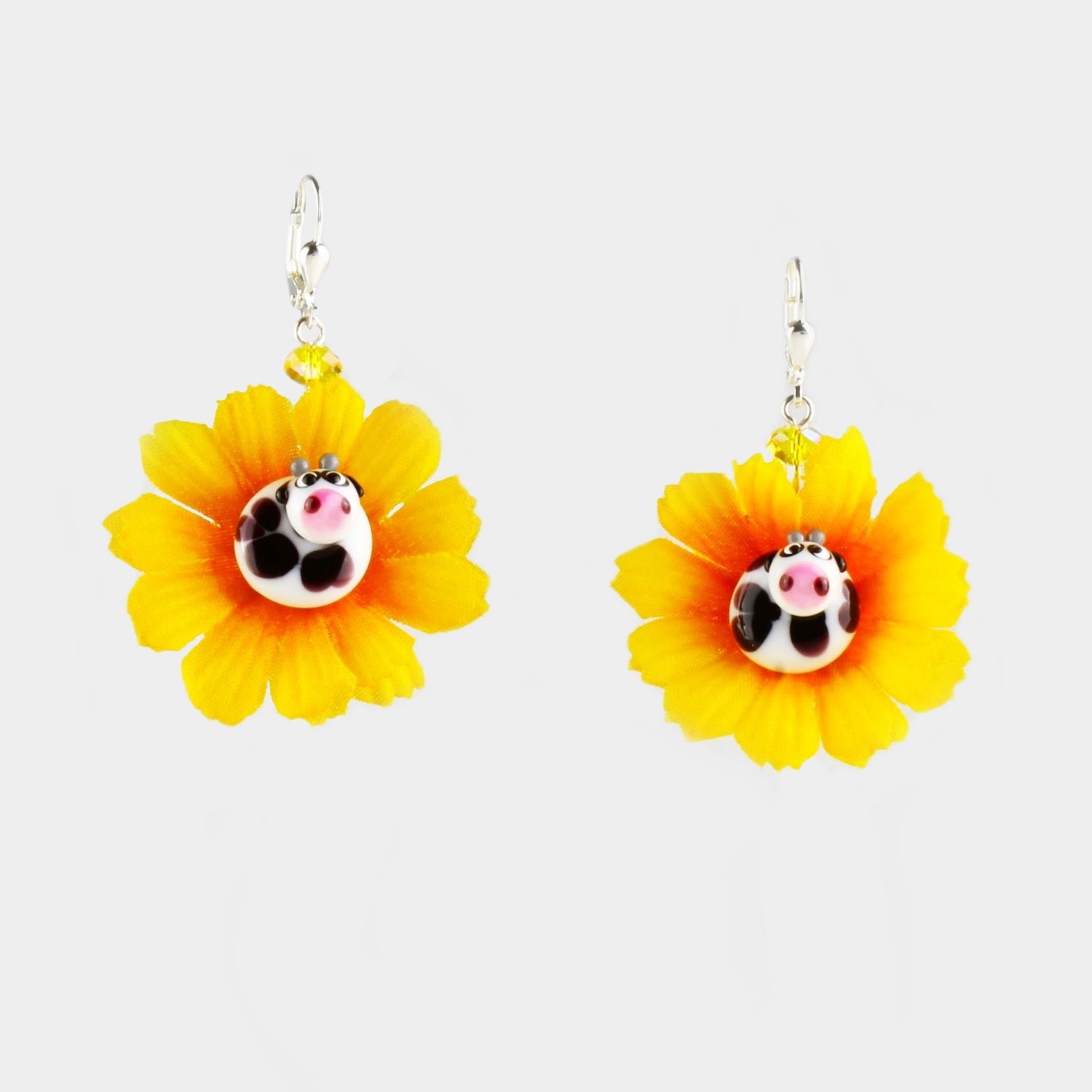 Boucles d'oreilles fleur avec vache