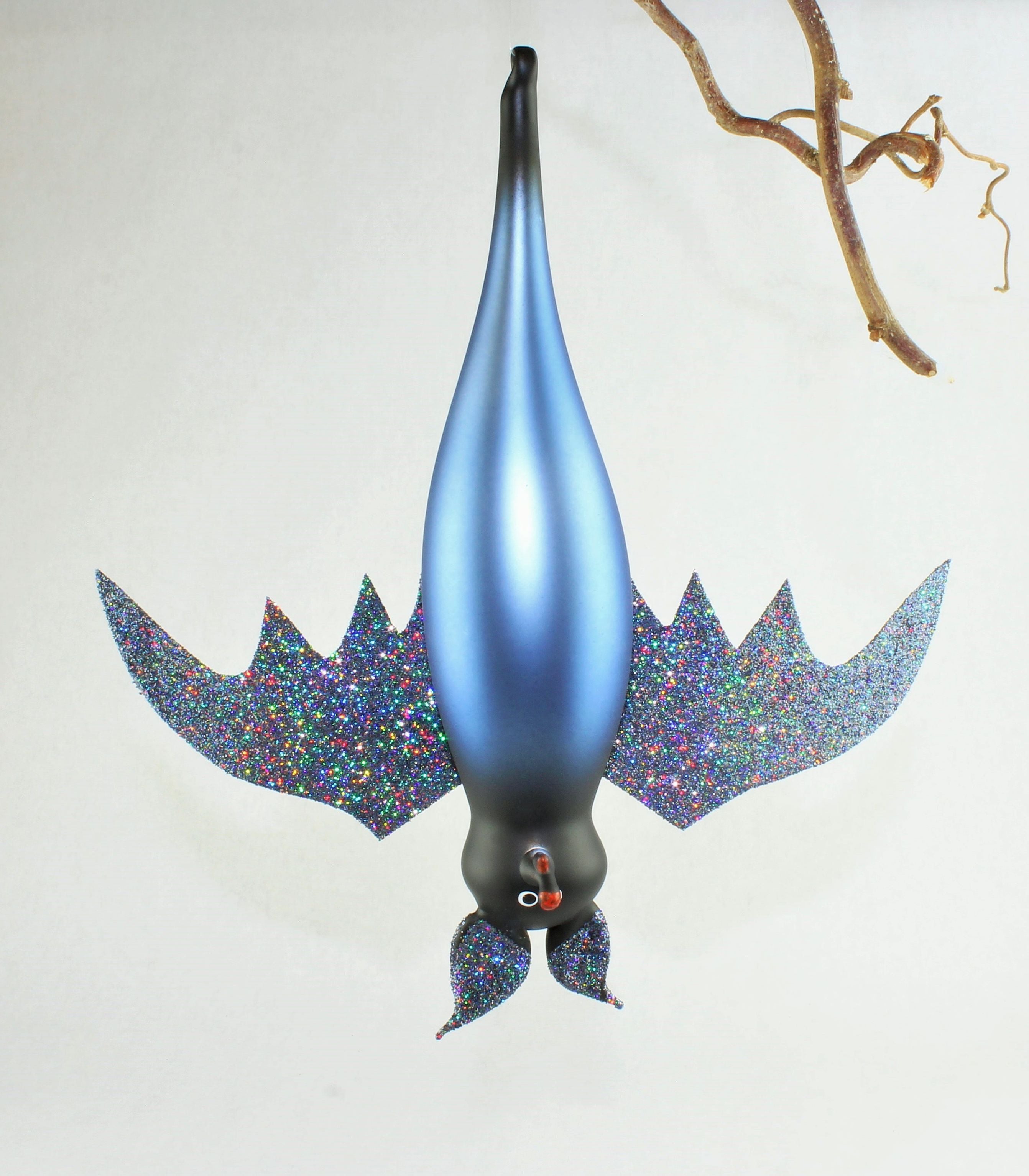 Chauve-souris en verre , grande bleu clair