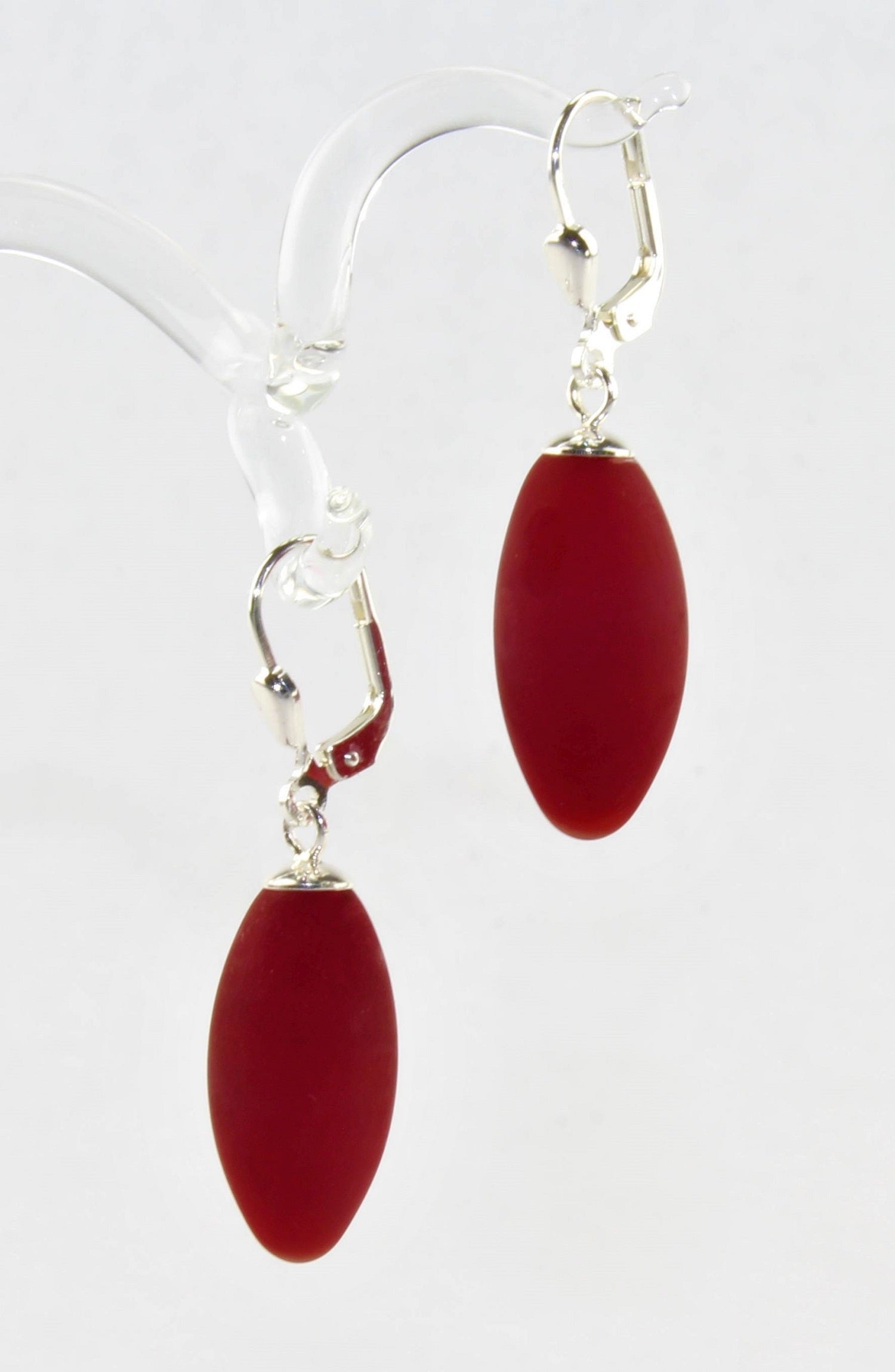Orecchini "Olive" opachi, vetro borosilicato, argento 925/000 rodiato