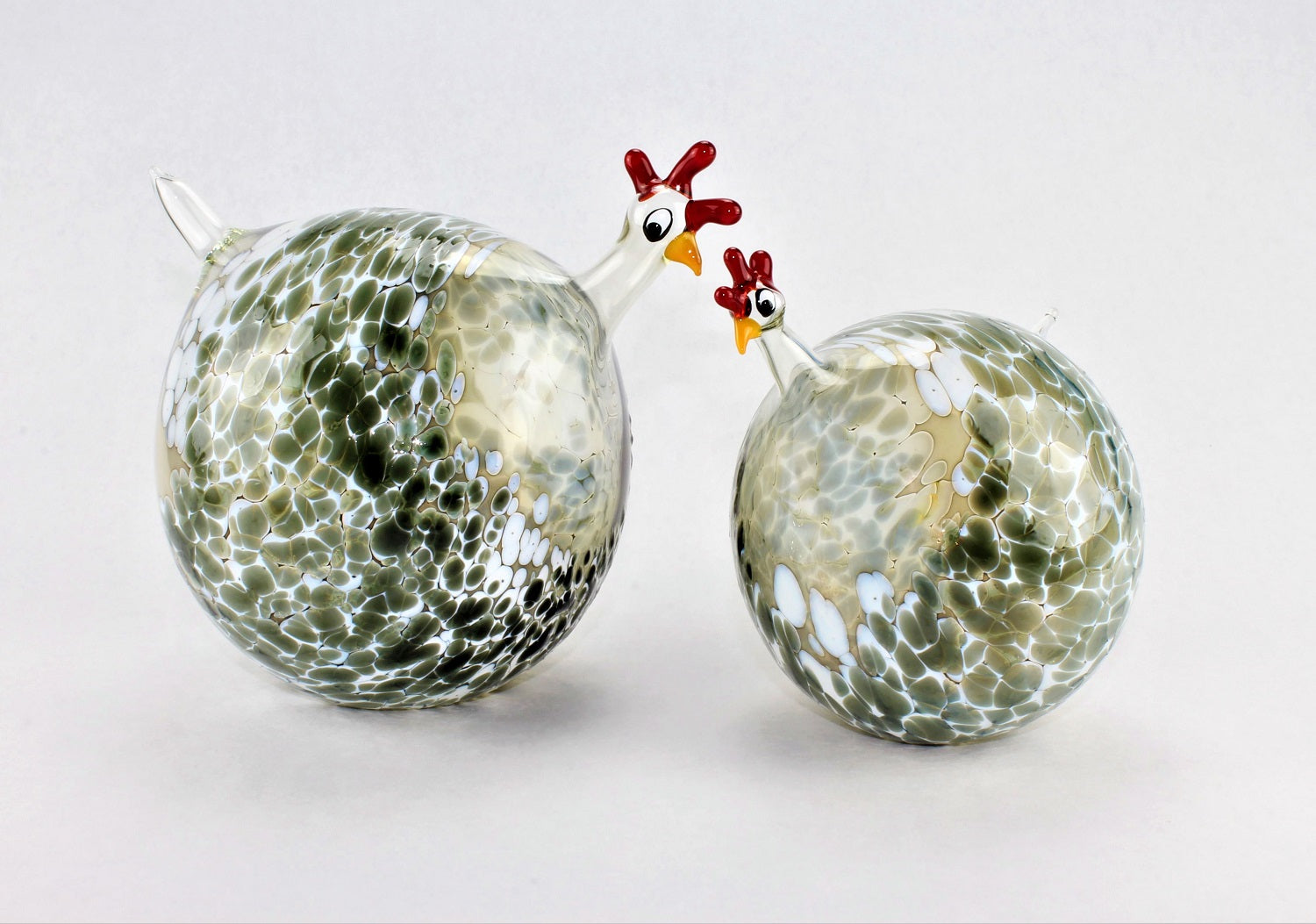 Pintade marbrée, grise, verre, décoration