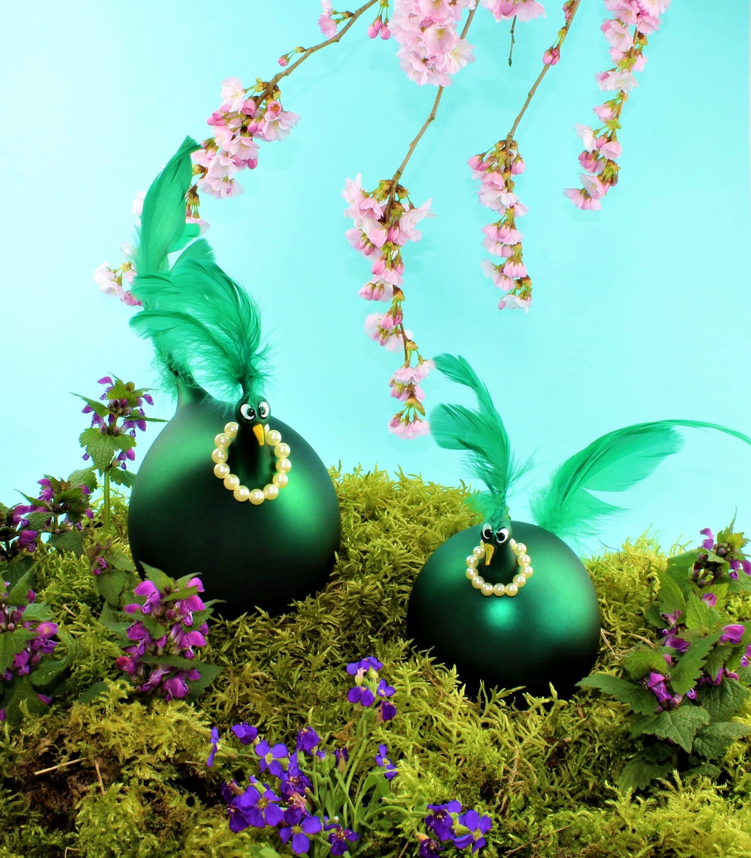 Poulet avec collier de perles, Coloré, mat , verre borosilicaté, hauteur jusqu'à 24 cm