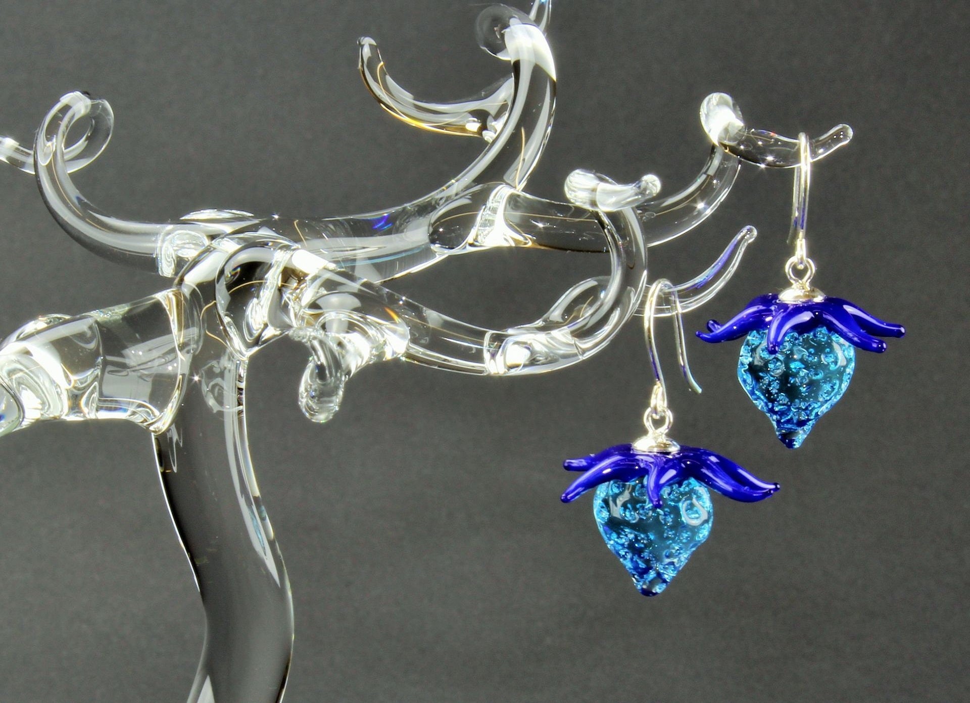 Orecchini a forma di fragola, blu cielo, argento 925/000
