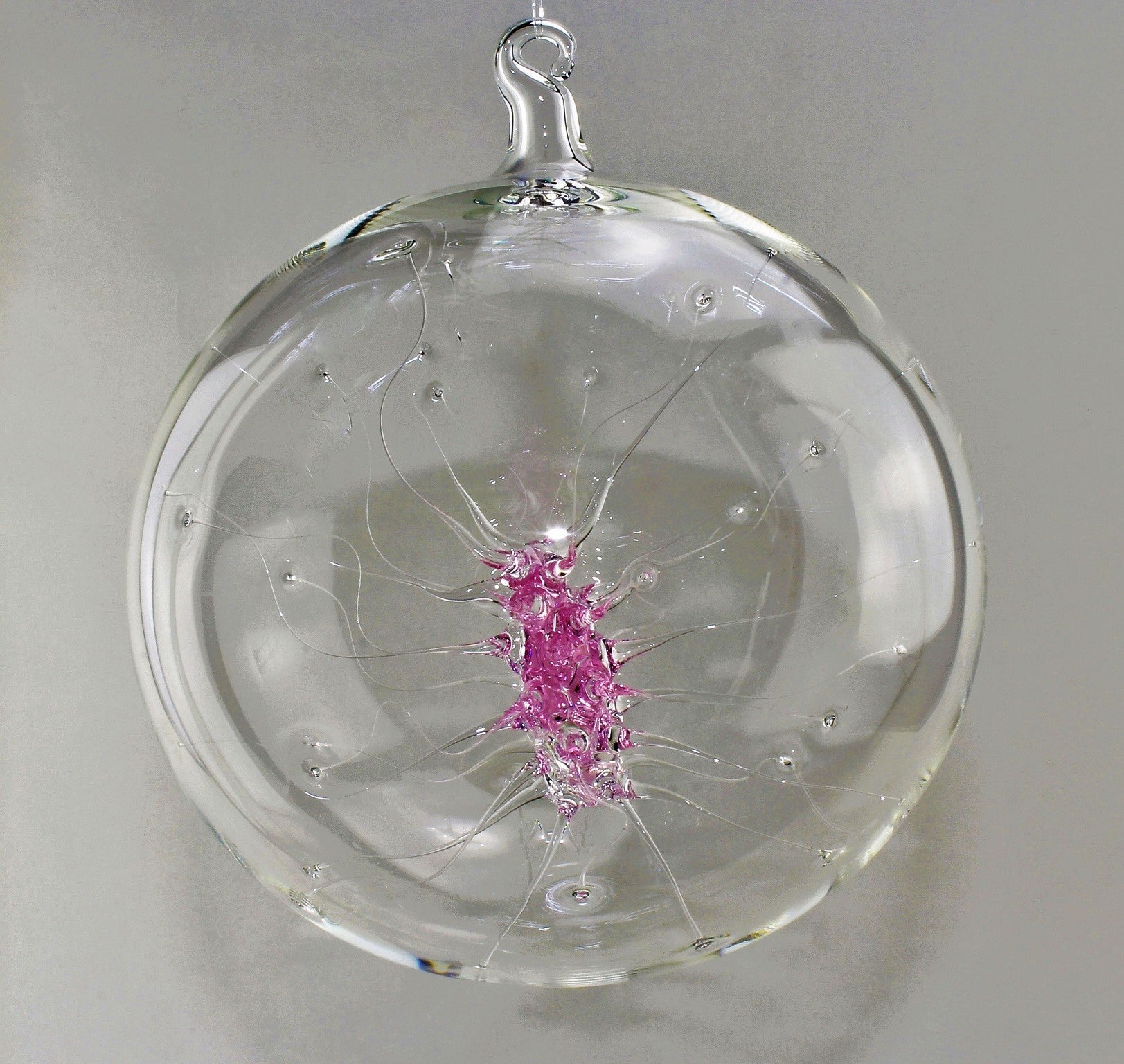 Boule d'araignée rose
